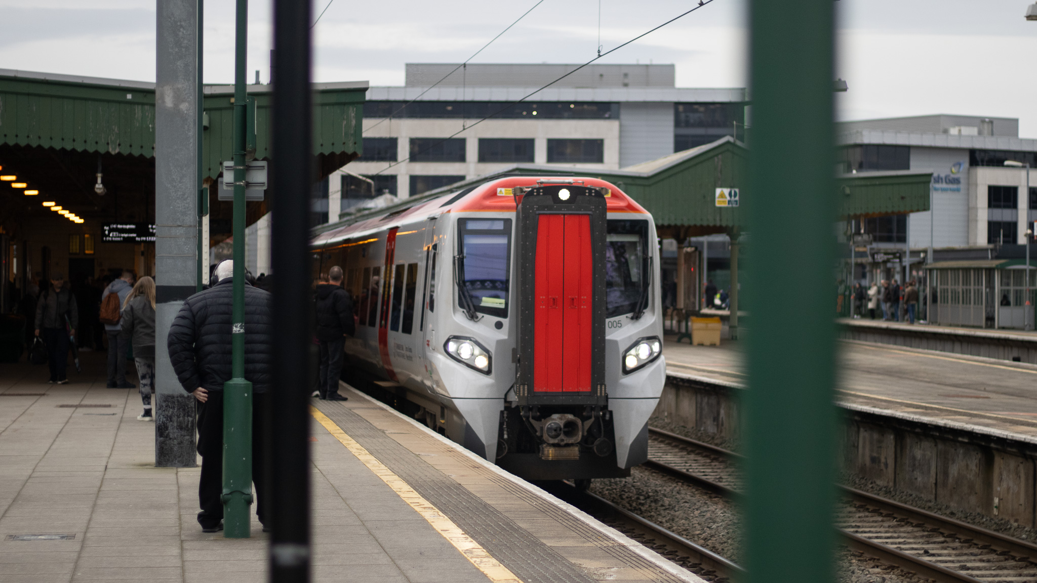 An image featuring the train from Pontypool head toward St David's College to Cardiff Central Station