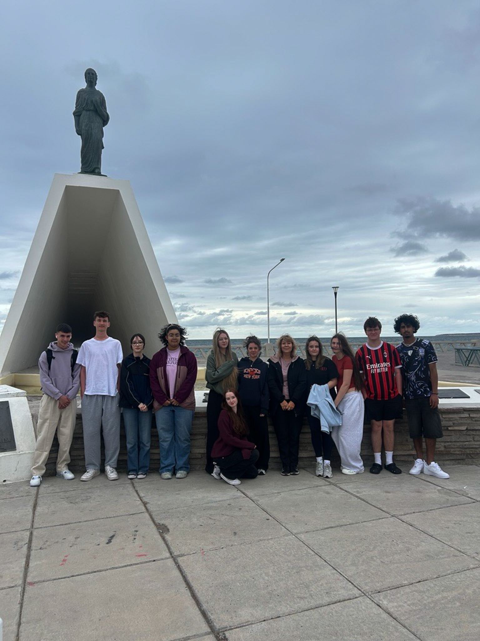 Students at viewpoint in Patagoina